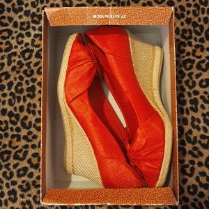 Life Stride Open Toe Wedges Rhonda Hot Lips